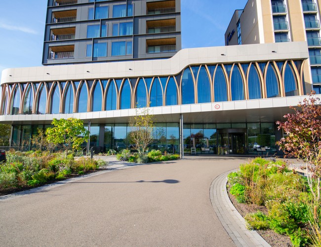 Natuursteenprojecten voor hotels door Van Stokkum
